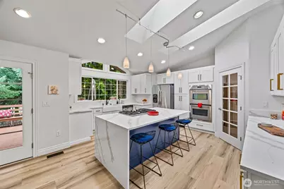 575 Mt Logan Drive SW, Issaquah, WA 98027 - Photo 11