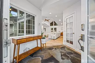 575 Mt Logan Dr SW, Issaquah, WA 98027 - Photo 5