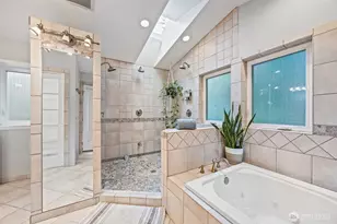 575 Mt Logan Dr SW, Issaquah, WA 98027 - Photo 23