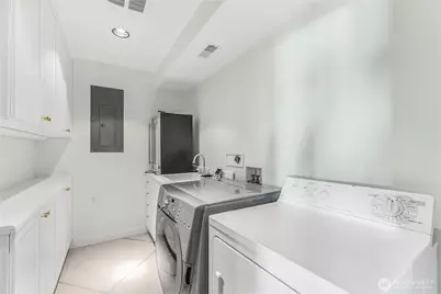 3030 S Mabana Heights Road, Camano Island, WA 98282 - Photo 29