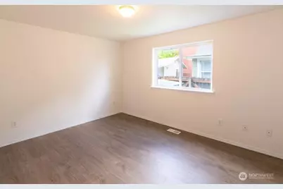 551 S Sullivan Street, Seattle, WA 98108 - Photo 15