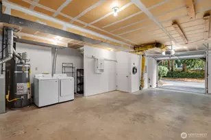 10215 NE 129th Ln, Kirkland, WA 98034 - Photo 29