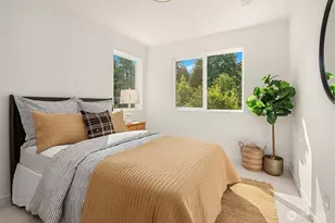 2030 NE 123rd St, Seattle, WA 98125 - Photo 23