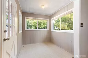 2202 NE 9th Pl, Renton, WA 98056 - Photo 11