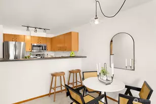 4020 Aurora Ave N, Seattle, WA 98103 - Photo 11