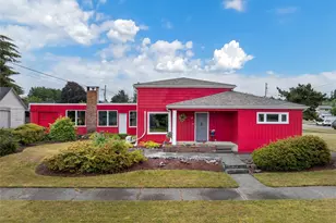 215 H St, Cosmopolis, WA 98537 - Photo 1