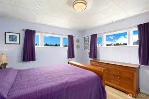 215 H St, Cosmopolis, WA 98537 - Photo 17