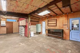 215 H St, Cosmopolis, WA 98537 - Photo 31