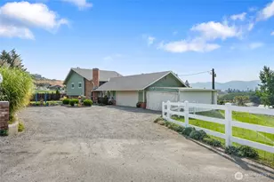 2716 8th St NE, East Wenatchee, WA 98802 - Photo 3