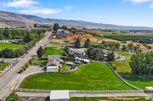 2716 8th St NE, East Wenatchee, WA 98802 - Photo 35