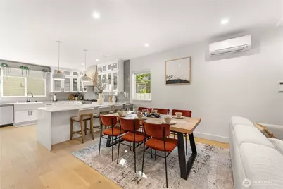 509 N 78th Street, Seattle, WA 98103 - Photo 9