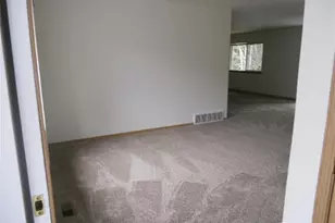 5711 10th Ave W, Everett, WA 98203 - Photo 5