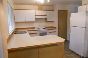 5711 10th Ave W, Everett, WA 98203 - Photo 3