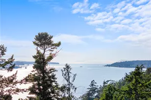 7604 Holiday Blvd, Anacortes, WA 98221 - Photo 5