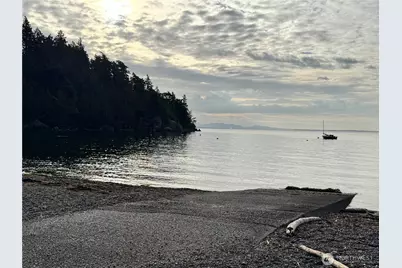 7604 Holiday Boulevard, Anacortes, WA 98221 - Photo 39