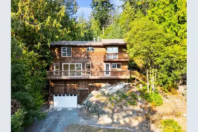 7604 Holiday Boulevard, Anacortes, WA 98221 - Photo 1