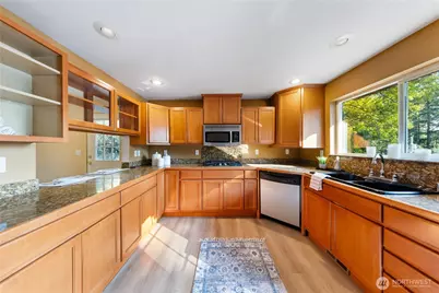 7604 Holiday Boulevard, Anacortes, WA 98221 - Photo 11