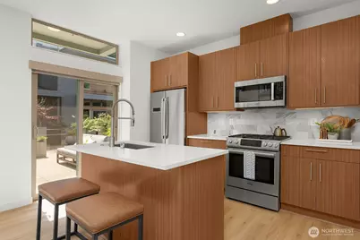 1706 Alki Avenue SW #B, Seattle, WA 98116 - Photo 9