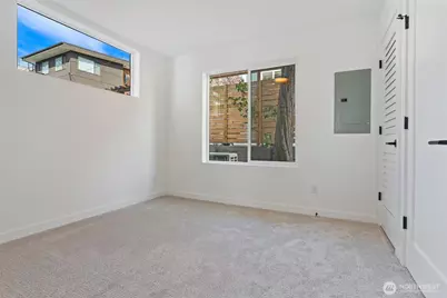 3442 B NW 65th Street, Seattle, WA 98117 - Photo 17