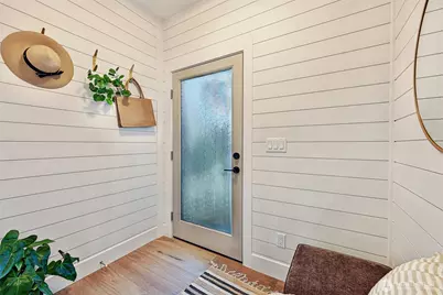 8009 27th Avenue NW, Seattle, WA 98117 - Photo 17