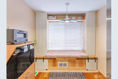 411 S 328th Place, Federal Way, WA 98003 - Photo 9