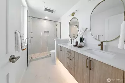 9018 13th Avenue NW #C, Seattle, WA 98117 - Photo 17