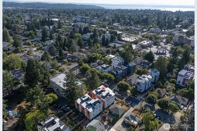 9018 13th Avenue NW #C, Seattle, WA 98117 - Photo 29