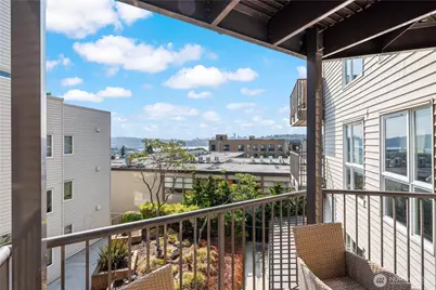 4020 Aurora Avenue N #302, Seattle, WA 98103 - Photo 19