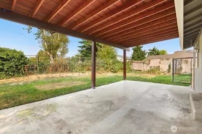 2705 E Broadway Street, Mount Vernon, WA 98274 - Photo 25