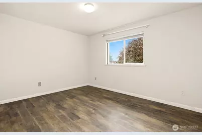 2705 E Broadway Street, Mount Vernon, WA 98274 - Photo 17