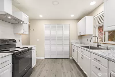 2705 E Broadway Street, Mount Vernon, WA 98274 - Photo 11