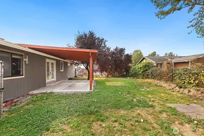 2705 E Broadway Street, Mount Vernon, WA 98274 - Photo 27