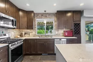 12815 120th Ave E, Puyallup, WA 98374 - Photo 3