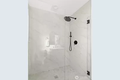 2538 14th Avenue W #E, Seattle, WA 98119 - Photo 15