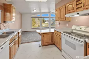 1190 Sunlight Dr, Cle Elum, WA 98922 - Photo 11