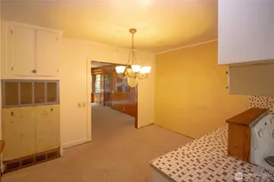 1122 W Spruce St, Port Angeles, WA 98362 - Photo 7