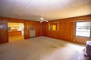 1122 W Spruce St, Port Angeles, WA 98362 - Photo 5