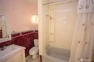 1122 W Spruce St, Port Angeles, WA 98362 - Photo 11