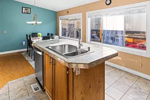 15410 SE 272nd St, Kent, WA 98042 - Photo 13