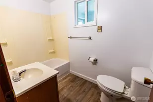 319 S Tonasket Ave, Tonasket, WA 98855 - Photo 11