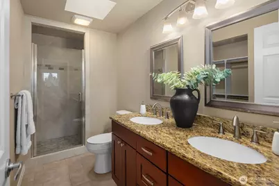 18710 64th Avenue W, Lynnwood, WA 98037 - Photo 21