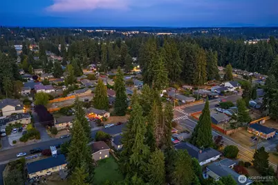 18710 64th Avenue W, Lynnwood, WA 98037 - Photo 35