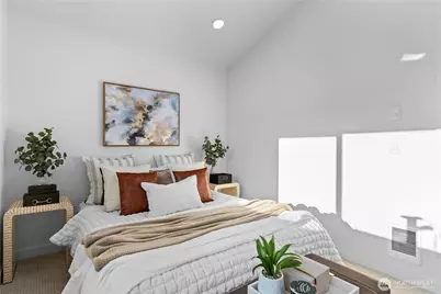 9737 Evanston Avenue N, Seattle, WA 98103 - Photo 21