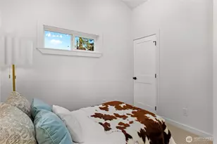 9737 Evanston Ave N, Seattle, WA 98103 - Photo 25