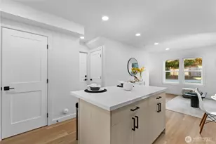 9737 Evanston Ave N, Seattle, WA 98103 - Photo 13