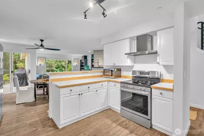 2300 Jefferson Avenue NE #B105, Renton, WA 98056 - Photo 17