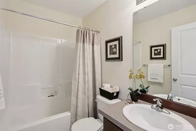 10176 156th Court NE #102, Redmond, WA 98052 - Photo 19