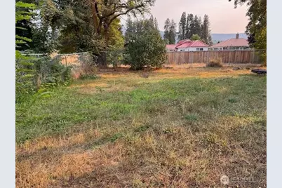 811 Lincoln Avenue, Cle Elum, WA 98943 - Photo 9