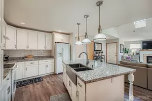 230 105th St E, Tacoma, WA 98455 - Photo 7