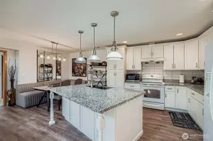 230 105th St E, Tacoma, WA 98455 - Photo 3